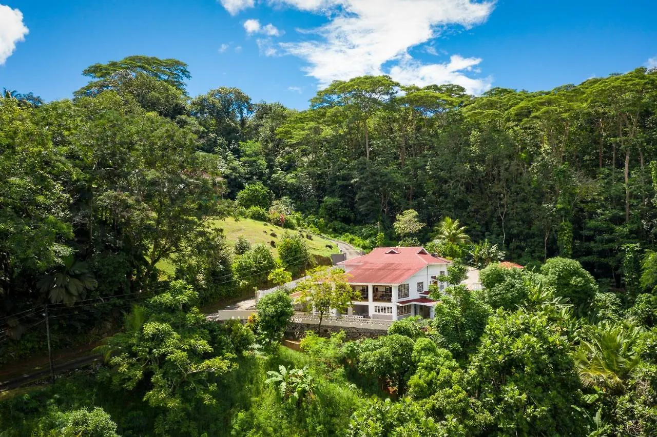 Janes' Serenity Guesthouse Anse a La Mouche Seychelles