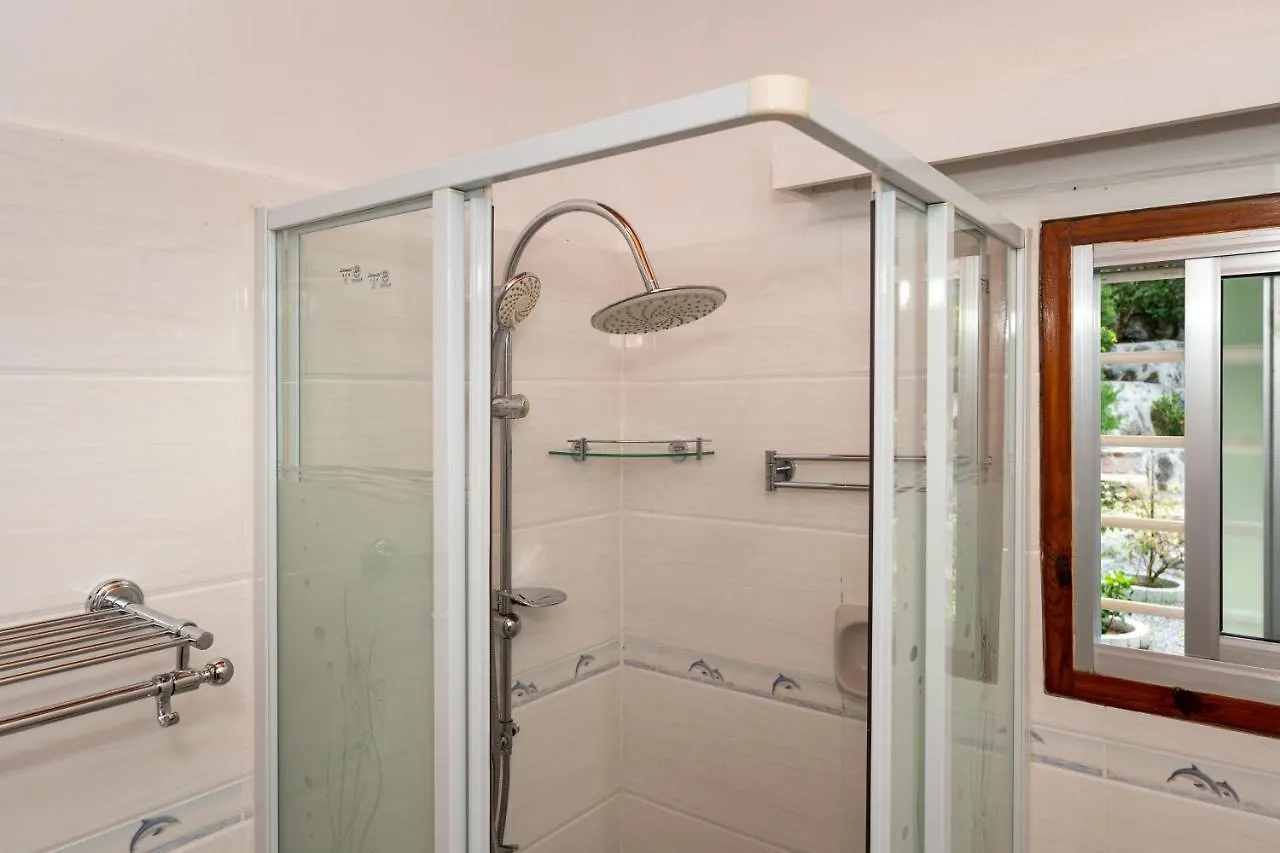 Janes' Serenity Guesthouse Anse a La Mouche 3*,  Seychelles