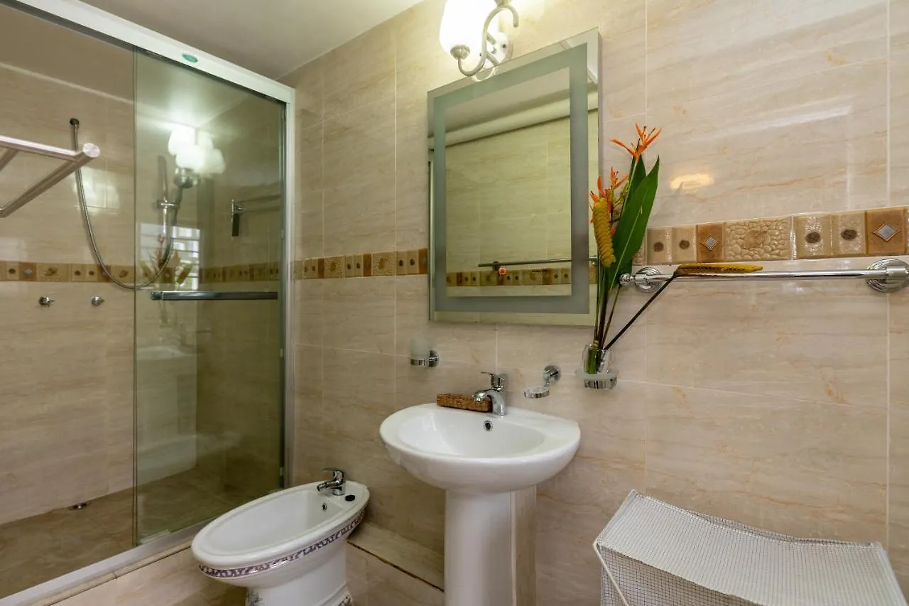 Janes' Serenity Guesthouse Anse a La Mouche Guest house